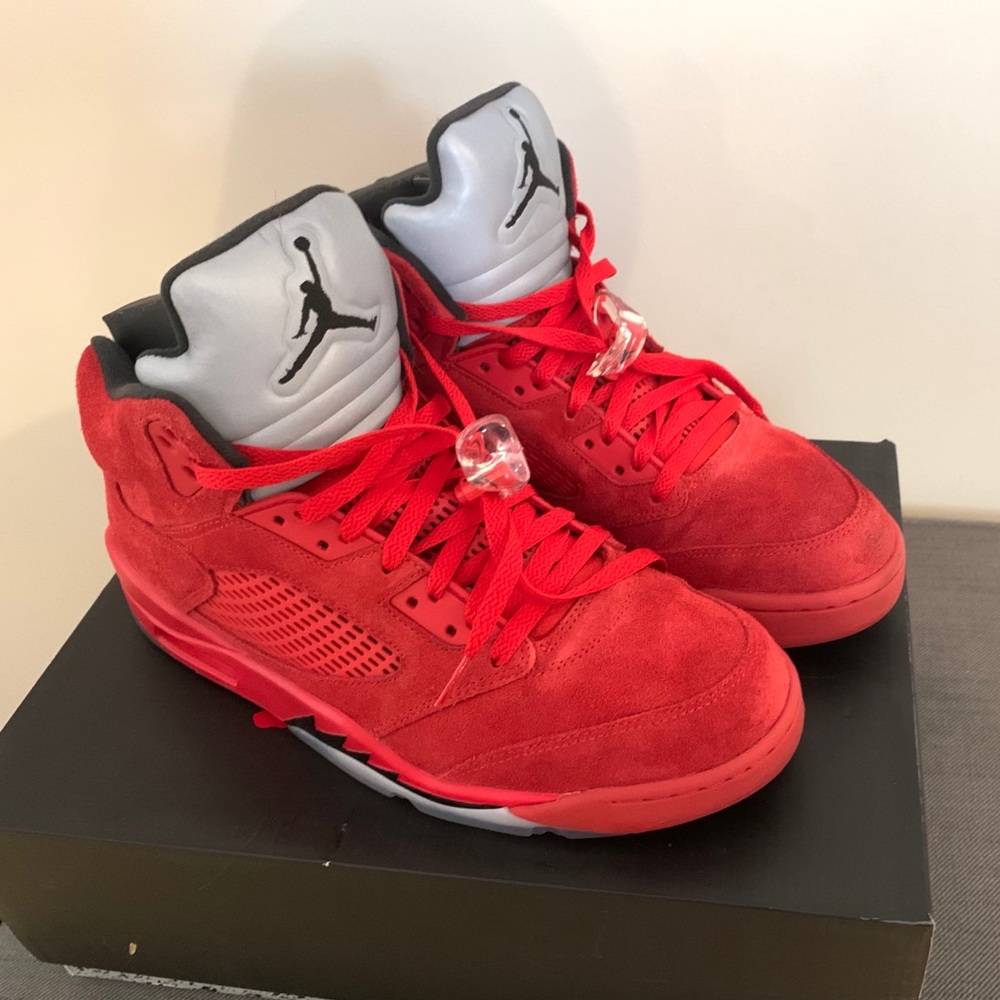Air Jordan 5 - Size 12
